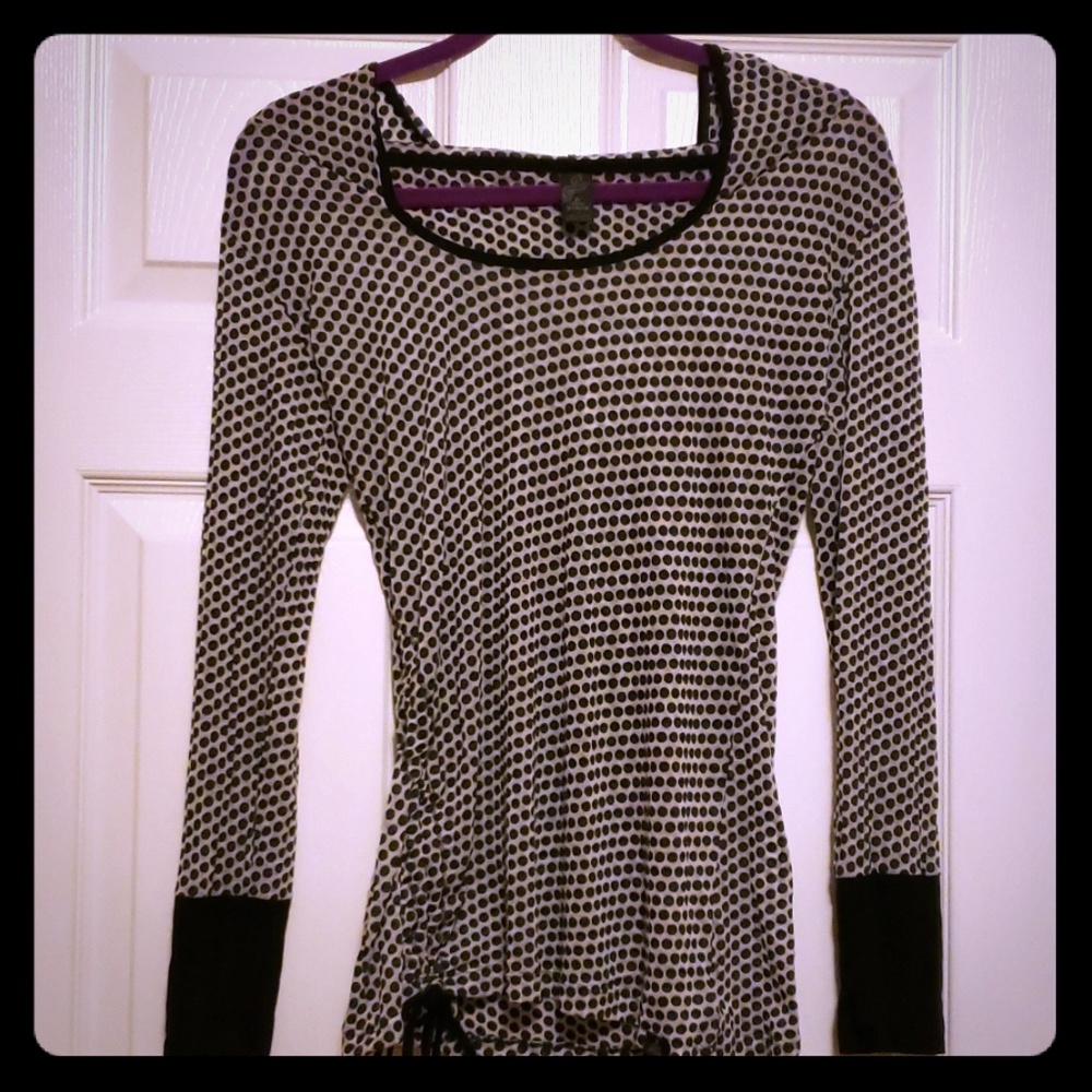 Black polka dots long sleeve top